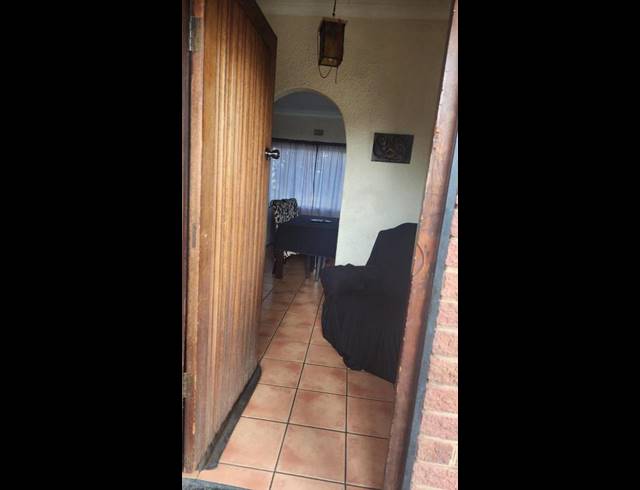 3 BEDROOM HOUSE FOR SALE IN BRACKENDOWNS